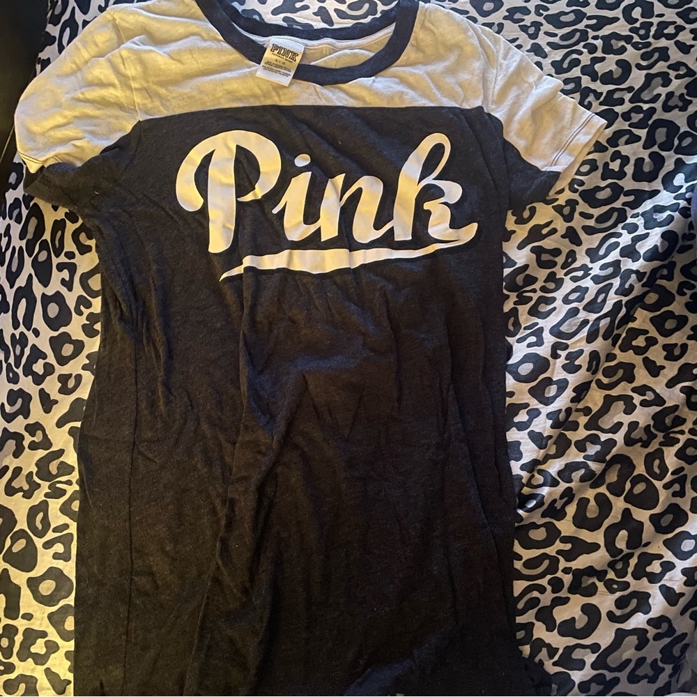 PINK tshirt